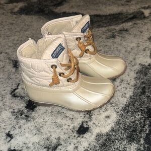Sperry Saltwater Duck Boots Iridescent Cream White Toddler size 8